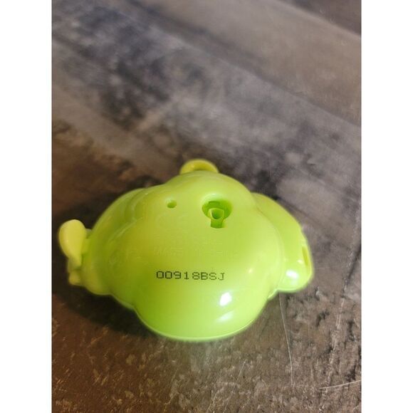 SML green dog container keychain - Picture 2 of 4